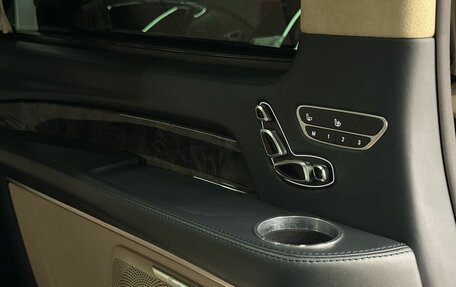 Mercedes-Benz V-Класс, 2019 год, 4 200 000 рублей, 32 фотография