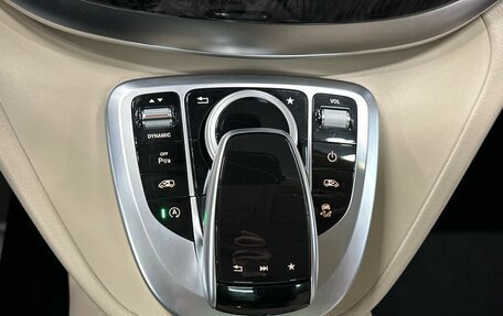 Mercedes-Benz V-Класс, 2019 год, 4 200 000 рублей, 33 фотография