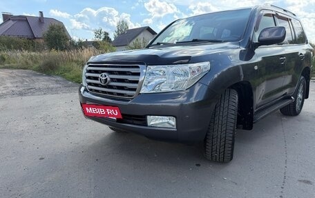 Toyota Land Cruiser 200, 2011 год, 2 850 000 рублей, 4 фотография