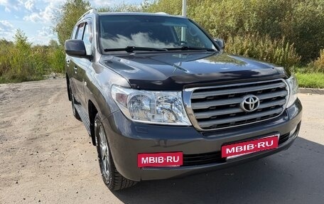 Toyota Land Cruiser 200, 2011 год, 2 850 000 рублей, 2 фотография