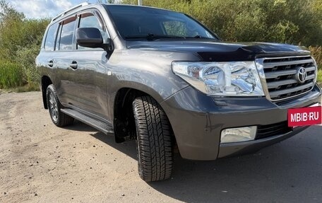 Toyota Land Cruiser 200, 2011 год, 2 850 000 рублей, 3 фотография