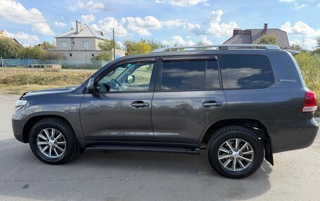 Toyota Land Cruiser 200, 2011 год, 2 850 000 рублей, 10 фотография