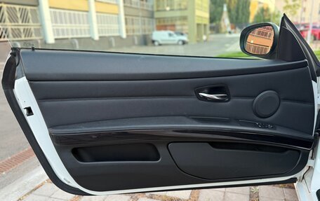 BMW 3 серия, 2011 год, 1 590 000 рублей, 21 фотография