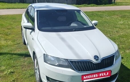 Skoda Rapid I, 2018 год, 1 080 000 рублей, 6 фотография