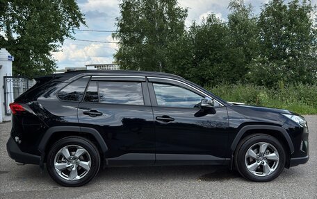 Toyota RAV4, 2020 год, 3 170 000 рублей, 12 фотография