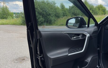 Toyota RAV4, 2020 год, 3 170 000 рублей, 20 фотография