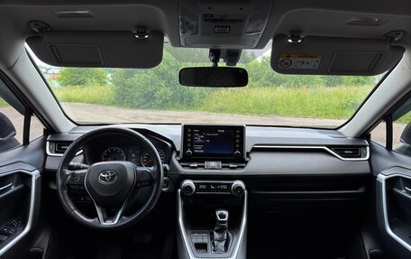 Toyota RAV4, 2020 год, 3 170 000 рублей, 26 фотография