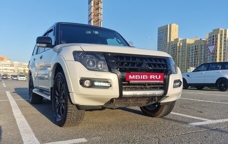 Mitsubishi Pajero IV, 2019 год, 4 390 000 рублей, 2 фотография