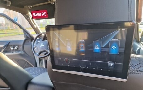 Mitsubishi Pajero IV, 2019 год, 4 390 000 рублей, 32 фотография