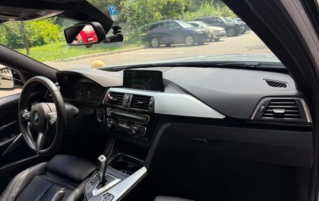 BMW 3 серия, 2019 год, 2 700 000 рублей, 26 фотография