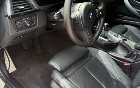BMW 3 серия, 2019 год, 2 700 000 рублей, 32 фотография