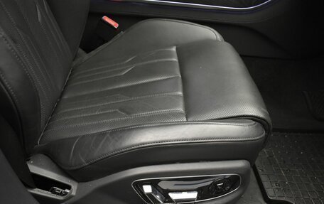 Audi A8, 2019 год, 4 567 000 рублей, 16 фотография