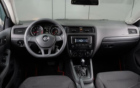Volkswagen Jetta VI, 2015 год, 1 065 000 рублей, 6 фотография
