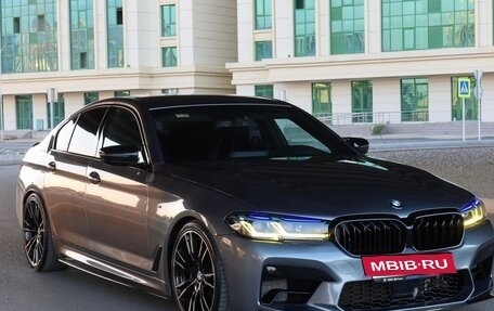 BMW 5 серия, 2018 год, 2 990 000 рублей, 4 фотография