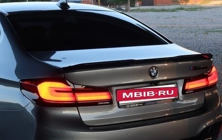 BMW 5 серия, 2018 год, 2 990 000 рублей, 10 фотография