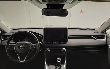 Toyota RAV4, 2020 год, 2 969 000 рублей, 14 фотография