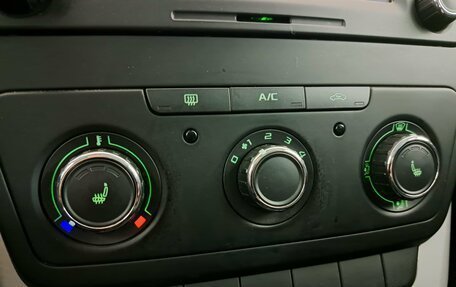 Skoda Yeti I рестайлинг, 2013 год, 1 050 000 рублей, 19 фотография