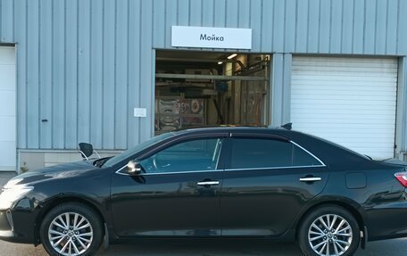 Toyota Camry, 2016 год, 1 880 000 рублей, 4 фотография