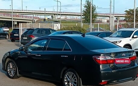 Toyota Camry, 2016 год, 1 880 000 рублей, 6 фотография