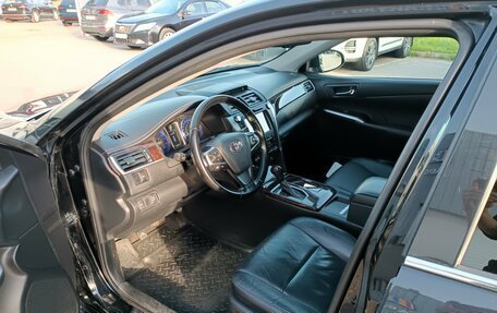 Toyota Camry, 2016 год, 1 880 000 рублей, 14 фотография