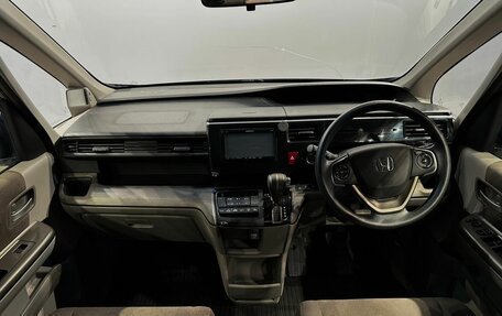 Honda Stepwgn IV, 2015 год, 1 603 000 рублей, 17 фотография