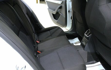 Skoda Octavia, 2015 год, 950 000 рублей, 17 фотография