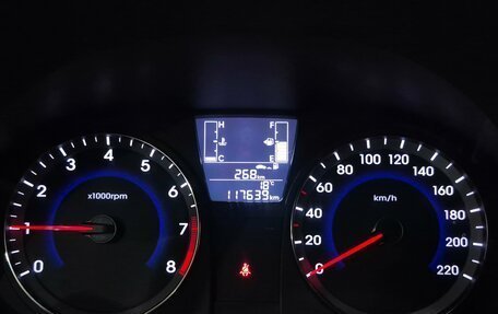 Hyundai Solaris II рестайлинг, 2015 год, 835 000 рублей, 18 фотография