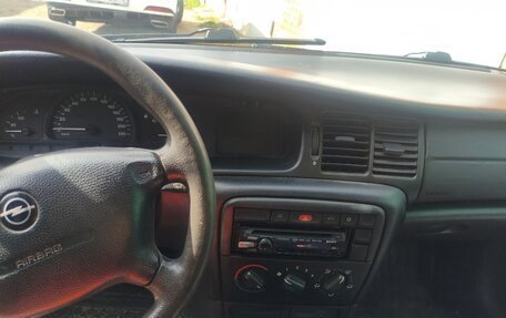 Opel Vectra B рестайлинг, 1997 год, 370 000 рублей, 3 фотография