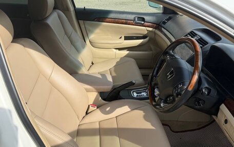 Honda Inspire IV рестайлинг, 2003 год, 675 000 рублей, 14 фотография