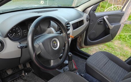 Renault Sandero I, 2010 год, 460 000 рублей, 2 фотография