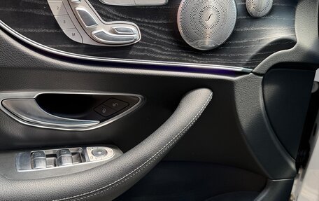Mercedes-Benz E-Класс, 2022 год, 6 900 000 рублей, 16 фотография
