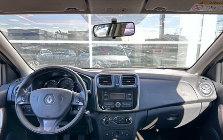 Renault Sandero II рестайлинг, 2017 год, 900 000 рублей, 7 фотография