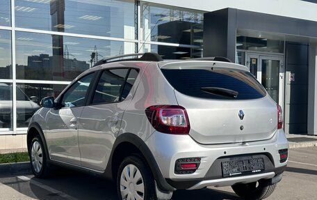 Renault Sandero II рестайлинг, 2017 год, 900 000 рублей, 6 фотография