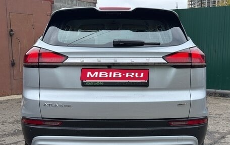 Geely Atlas, 2023 год, 2 045 000 рублей, 8 фотография