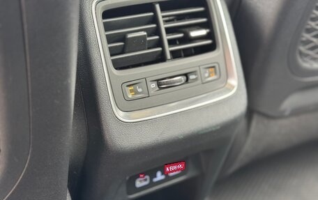 Geely Atlas, 2023 год, 2 045 000 рублей, 21 фотография