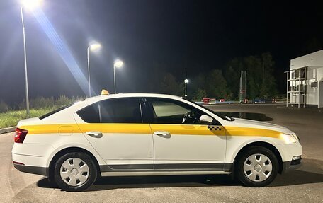 Skoda Octavia, 2020 год, 1 300 000 рублей, 2 фотография