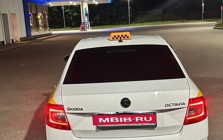 Skoda Octavia, 2020 год, 1 300 000 рублей, 4 фотография