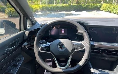 Volkswagen Golf VIII, 2022 год, 2 115 000 рублей, 13 фотография