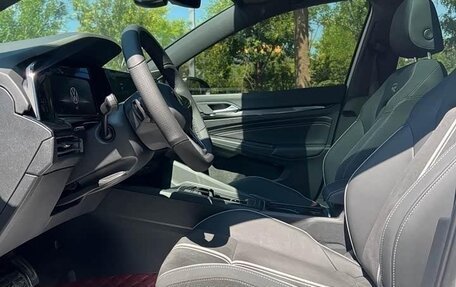 Volkswagen Golf VIII, 2022 год, 2 115 000 рублей, 10 фотография