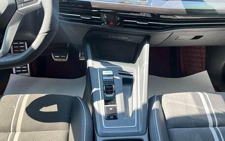 Volkswagen Golf VIII, 2022 год, 2 115 000 рублей, 22 фотография