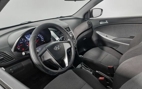Hyundai Solaris II рестайлинг, 2011 год, 679 000 рублей, 14 фотография