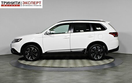 Mitsubishi Outlander III рестайлинг 3, 2021 год, 2 397 000 рублей, 5 фотография