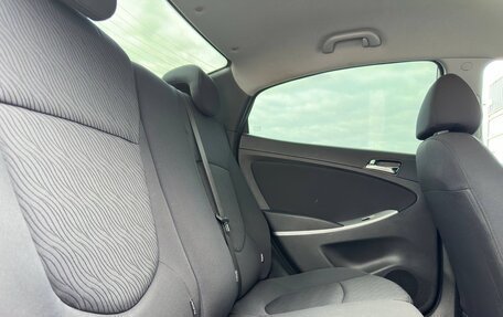 Hyundai Solaris II рестайлинг, 2011 год, 799 000 рублей, 4 фотография