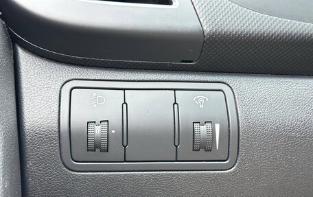Hyundai Solaris II рестайлинг, 2011 год, 799 000 рублей, 21 фотография