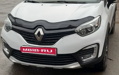 Renault Kaptur I рестайлинг, 2016 год, 1 369 000 рублей, 2 фотография