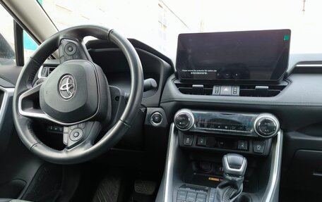 Toyota RAV4, 2024 год, 4 150 000 рублей, 9 фотография
