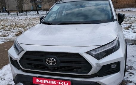 Toyota RAV4, 2024 год, 4 150 000 рублей, 19 фотография
