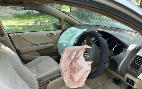 Honda Fit III, 2005 год, 190 000 рублей, 9 фотография