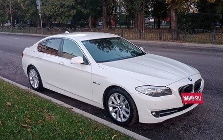 BMW 5 серия, 2010 год, 1 950 000 рублей, 4 фотография