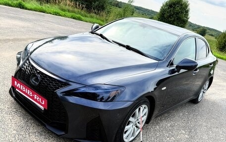 Lexus IS II рестайлинг 2, 2007 год, 1 300 000 рублей, 2 фотография